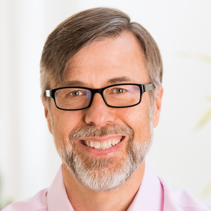Oddi Aasheim headshot